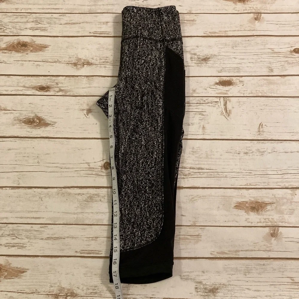 Lululemon Fit Physique Cropped Jacquard Mesh Leggings Size 6